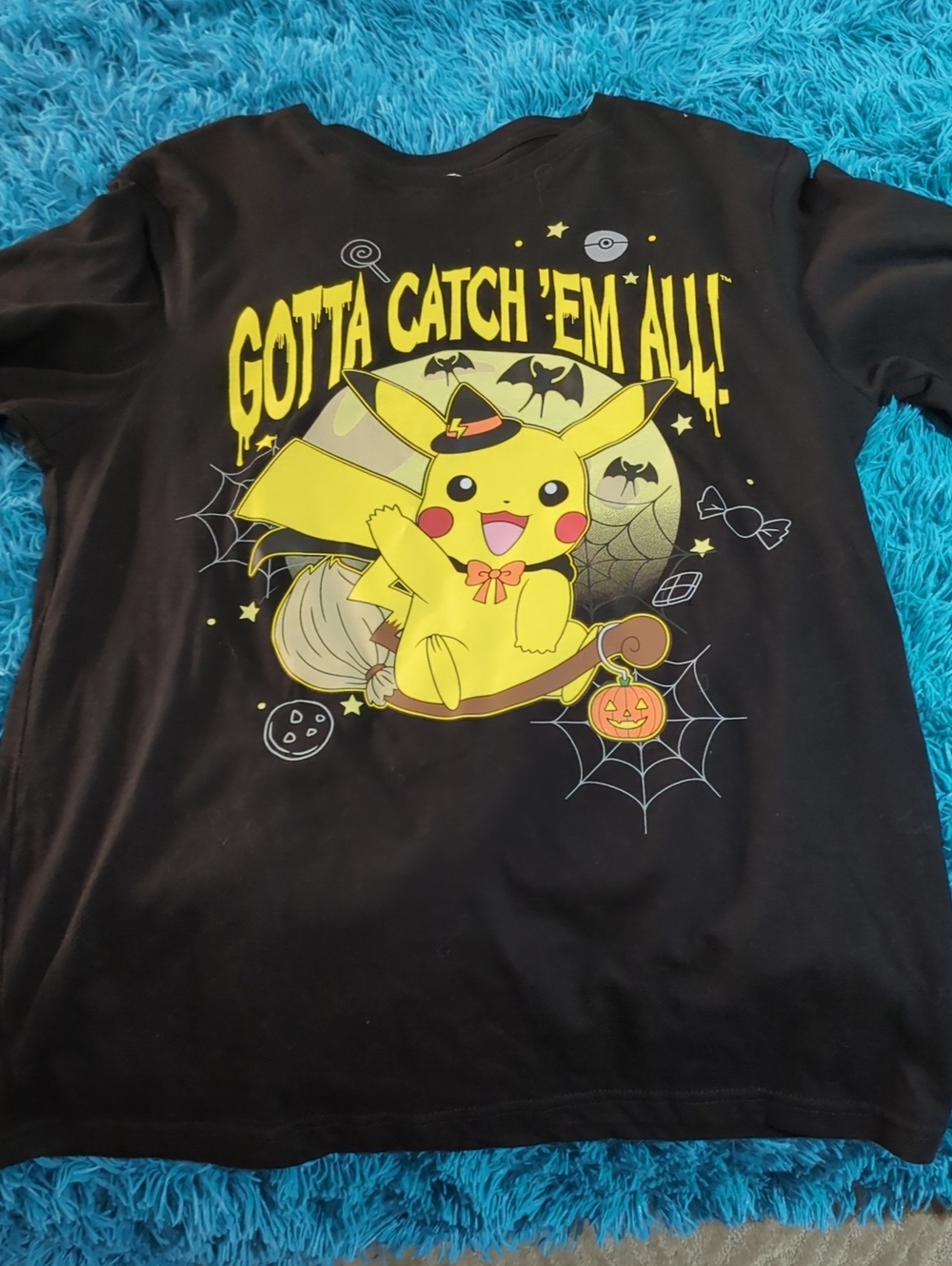 Hybrid & company Black Pikachu Halloween Graphic Tee with Yellow Print